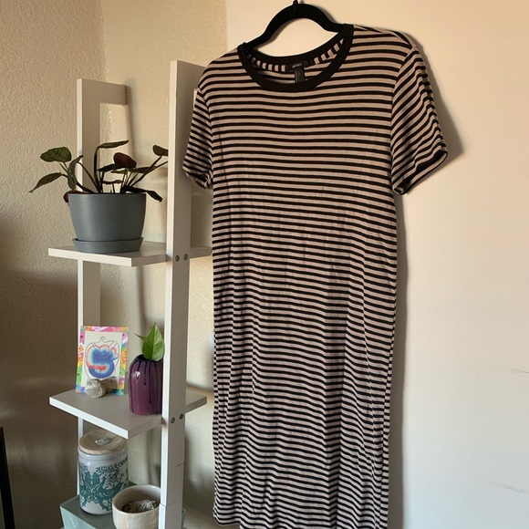 T-SHIRT DRESS🖤comfy laidback striped midi sleeves - Picture 2 of 6